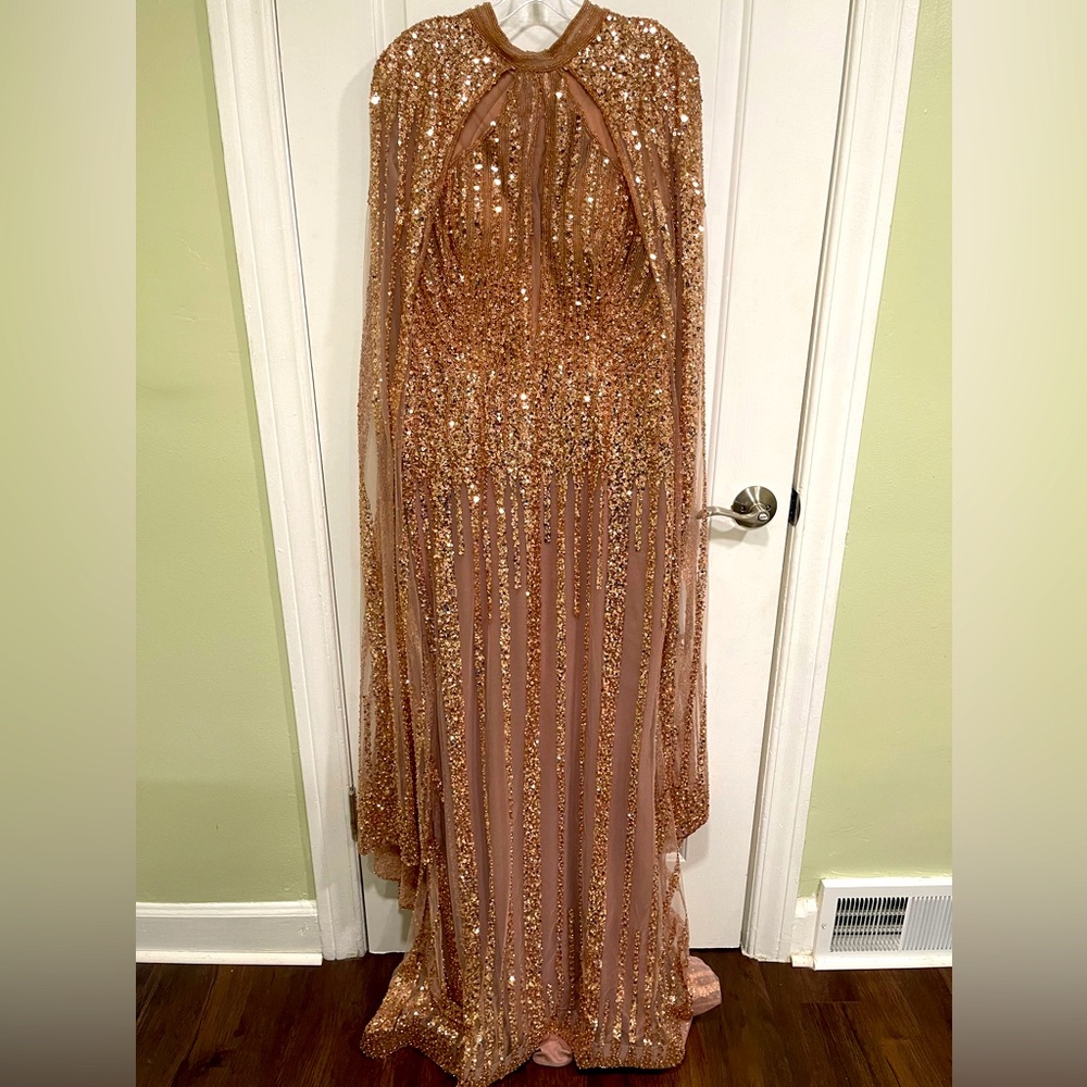 Stunning Rose Gold Sequin Gown - Size 12/14